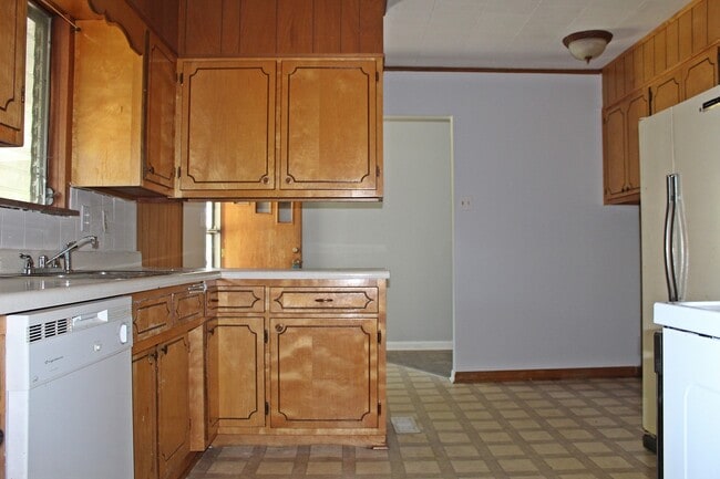 Building Photo - Alcoa City Rental Available Now