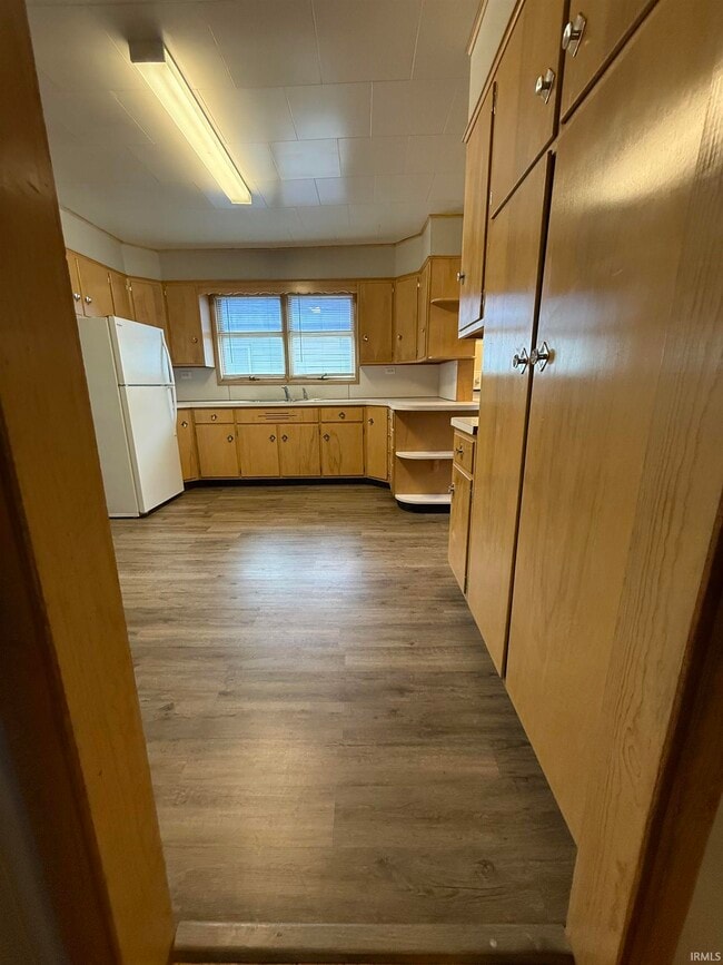 Building Photo - 1333 Hart St