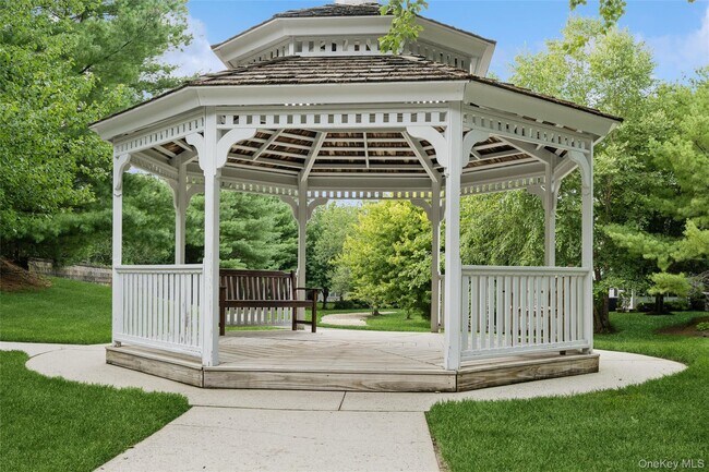 Building Photo - 228 Sonata Ct
