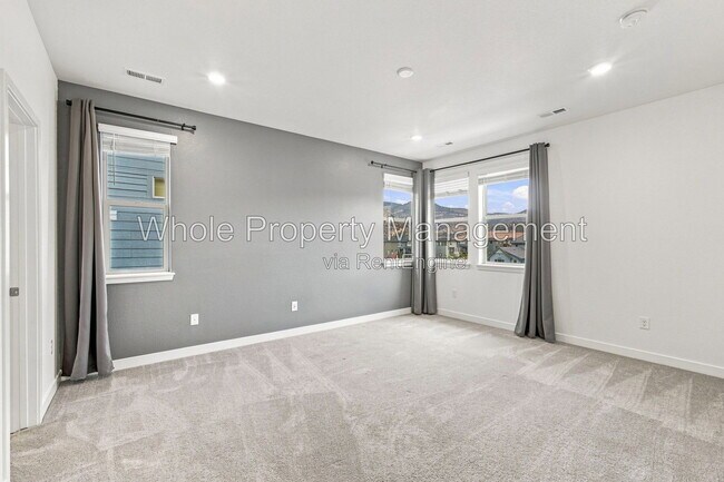 Building Photo - 15612 W Floyd Dr