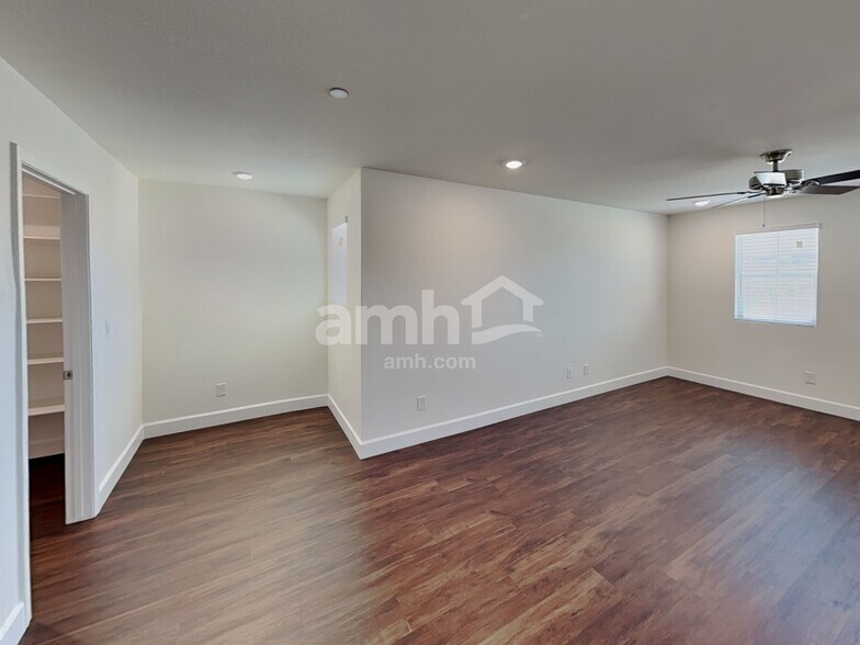 Building Photo - 288 Dahlia Rachel Pl