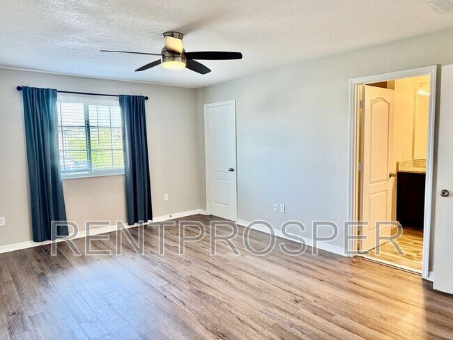 Building Photo - 1175 Flowing Tide Dr