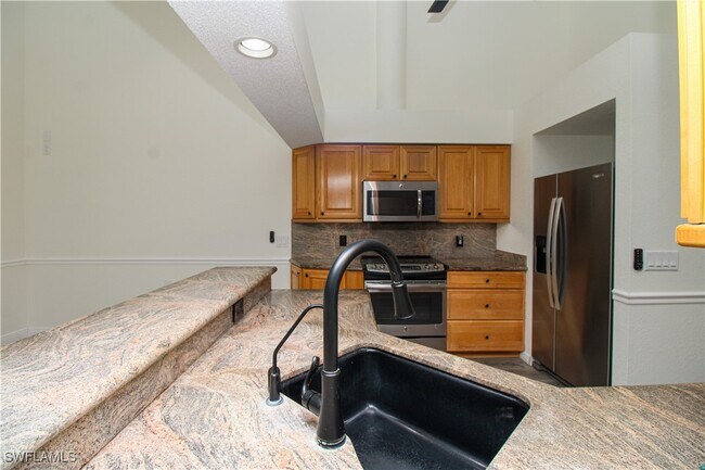 Building Photo - 311 31st St NW
