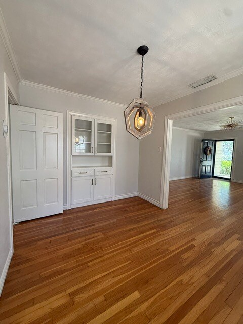 Building Photo - 2614 25th St