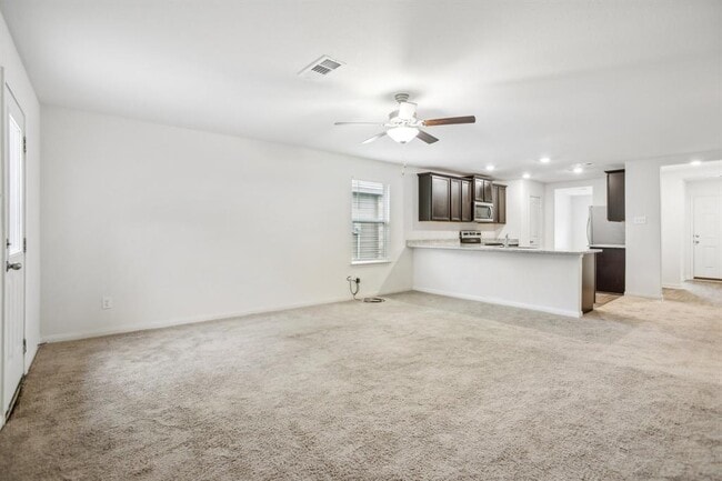 Building Photo - 1040 Riverdale Cove