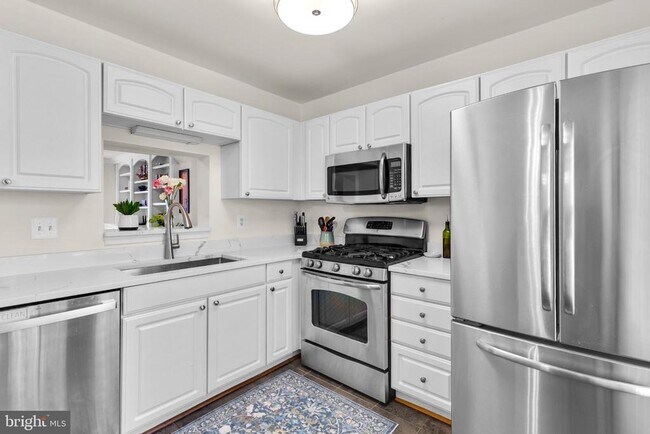 Building Photo - 1335 Argall Pl