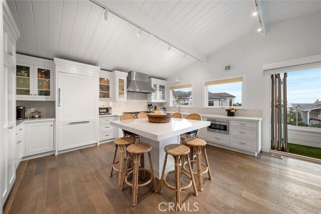 Building Photo - 45 Emerald Bay