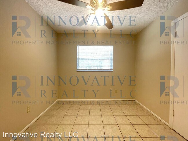 Building Photo - 4 br, 3 bath House - 4538 Canna Drive