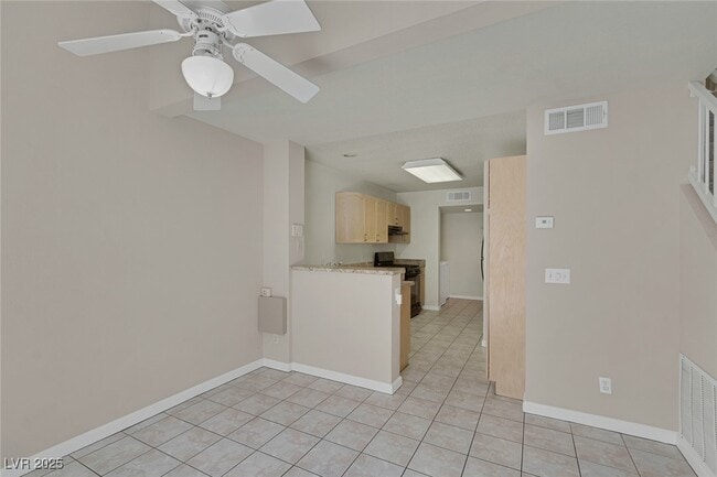 Building Photo - 8027 Teresita Ave