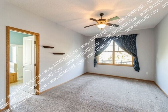 Building Photo - 547 82nd St