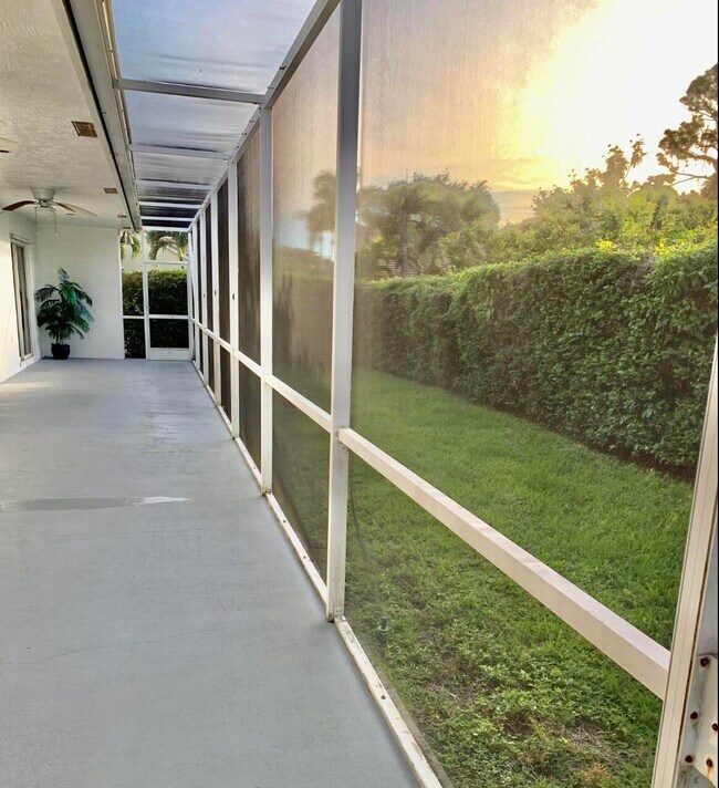 Building Photo - 1103 Lake Breeze Dr