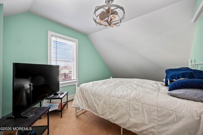 Building Photo - 214 Brinley Ave