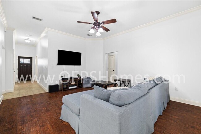 Building Photo - Home for Rent in South Crestview