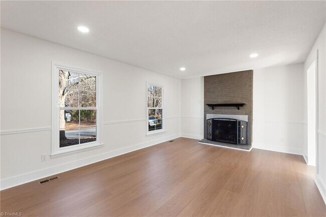 Building Photo - 1705 Three Meadows Rd