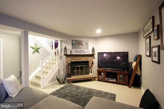 Building Photo - 7706 Havenside Terrace