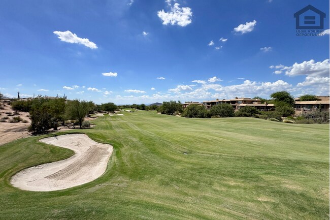 Building Photo - 2Bed/2Bath 2nd Floor Condo in North Scottsdale! Ready for Immediate Move-In! -- Gated Community! ...