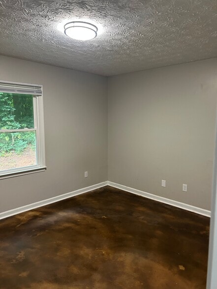 Building Photo - 134 Ashmore Ct