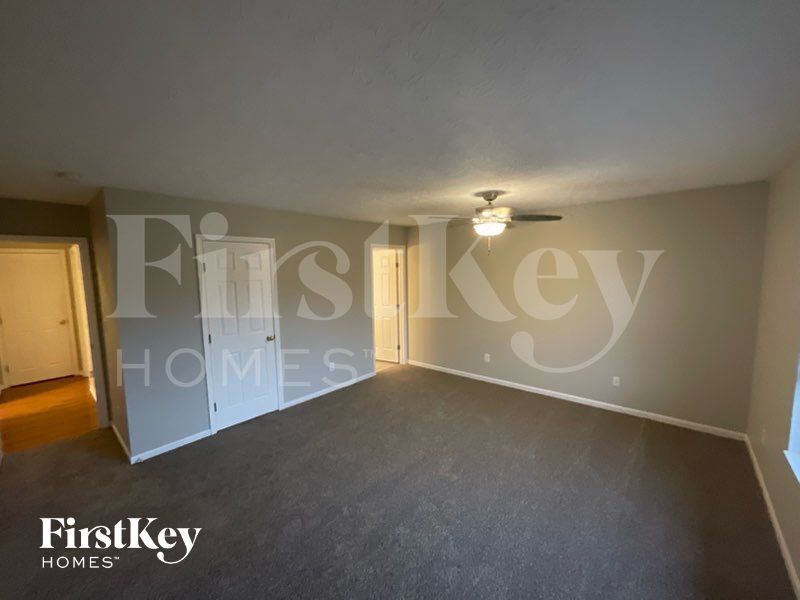 Building Photo - 5416 Shady Meadows Dr