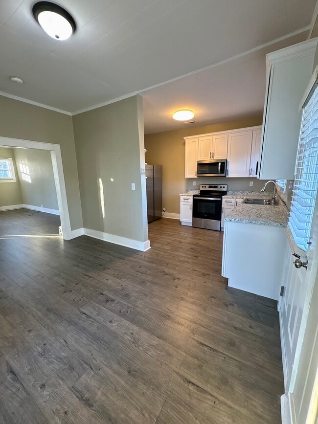 Building Photo - 517 Malone Cir