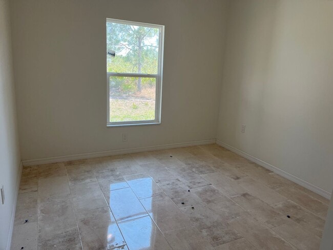 Building Photo - Brand New Construction-Large 4 bedroom, 2 ...