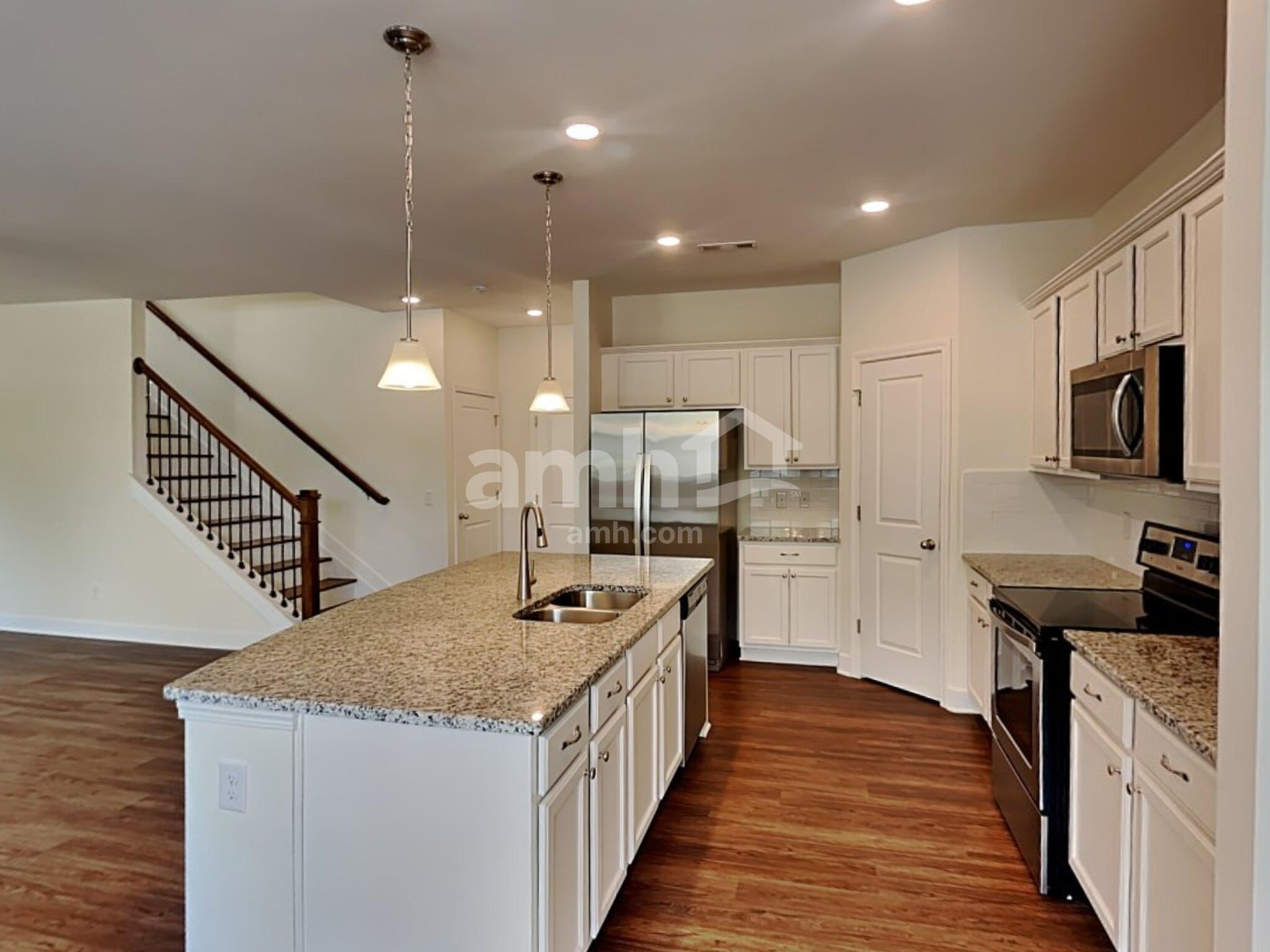 Building Photo - 5083 Trailwater Dr
