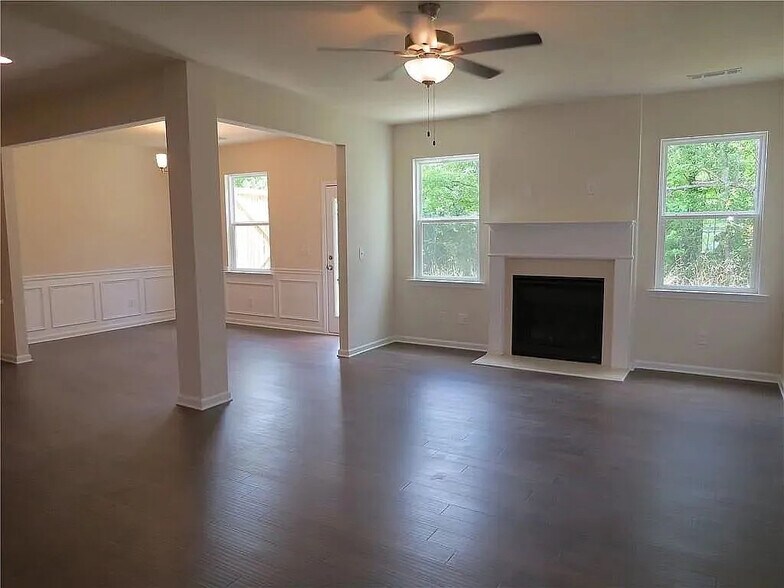 Building Photo - Room in Townhome on Berney Cir
