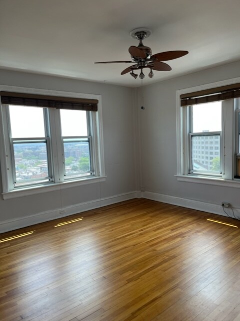 Building Photo - 1954 Columbia Rd NW