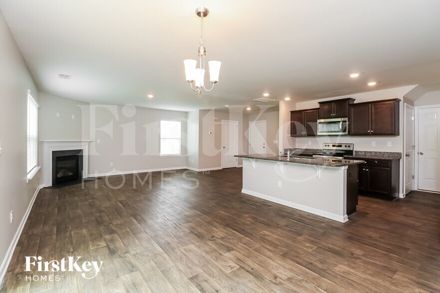 Building Photo - 3068 Green Apple Dr