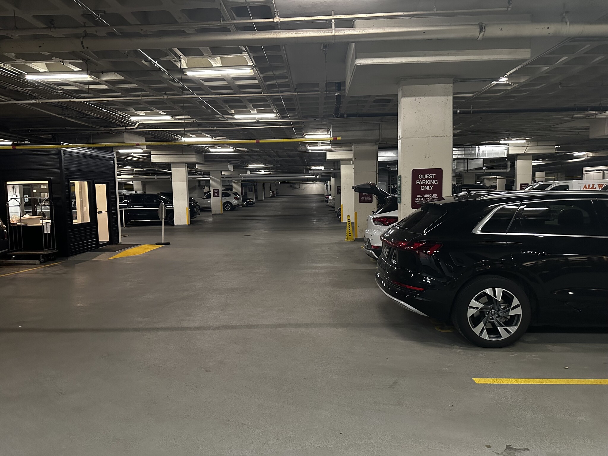 Building Photo - 17 S 1st St