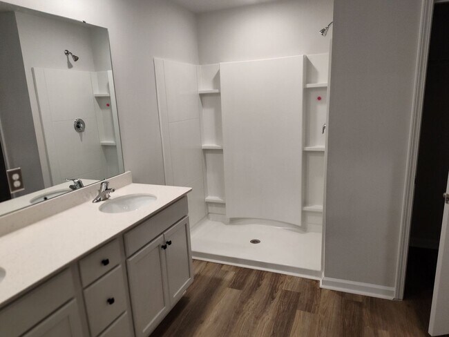 Building Photo - 1514 HERTIAGE CIRCLE SE CULLMAN AL 35055