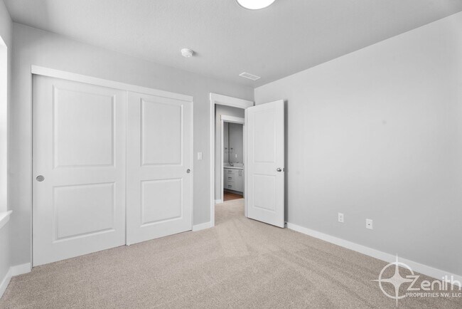Building Photo - Brand New 4 Bedroom Corner Lot Home In Rid...