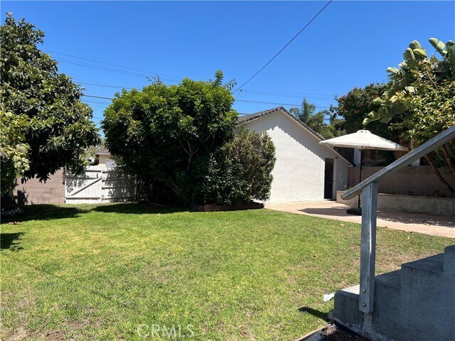 Building Photo - 418 N Lucia Ave