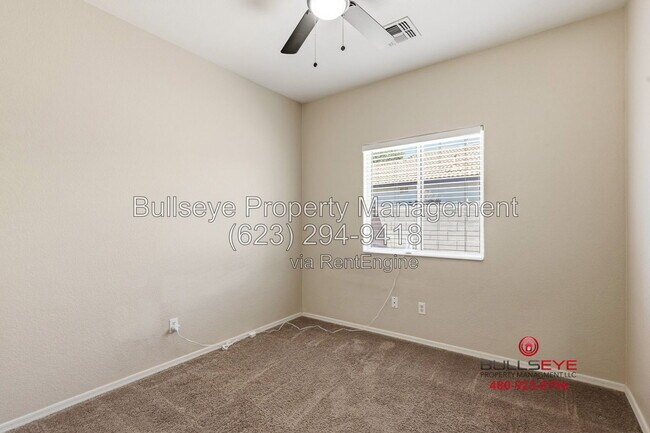 Building Photo - 3736 E Woodside Way