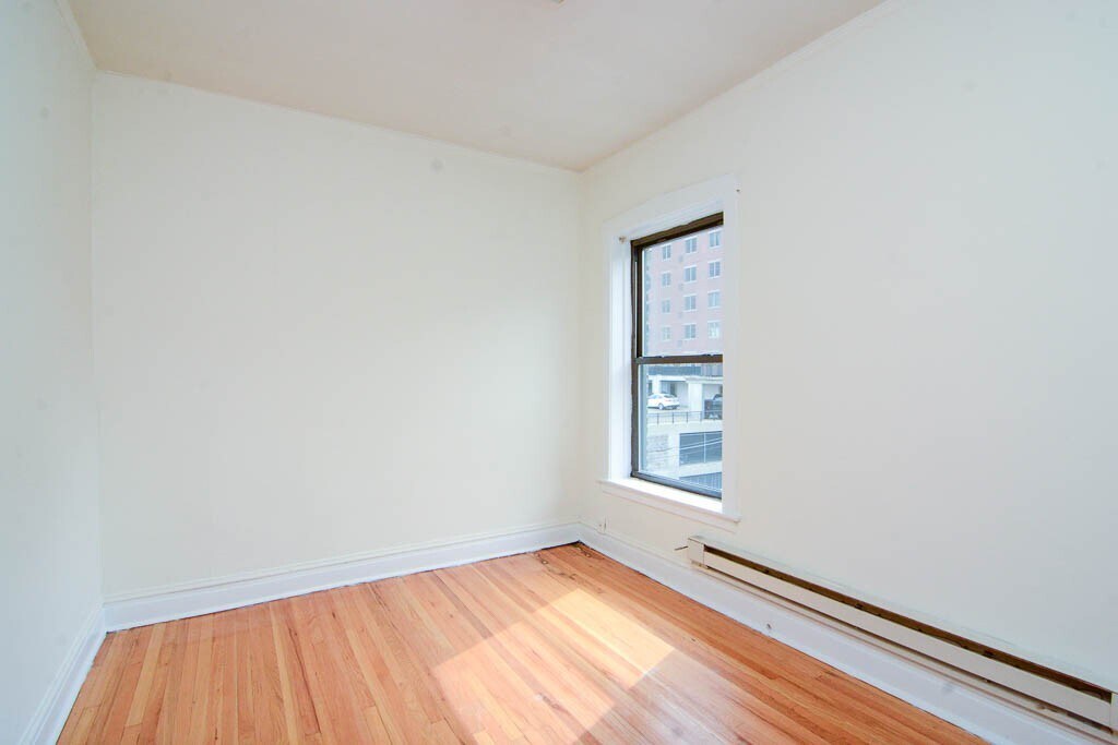 Building Photo - 3810 N Fremont St