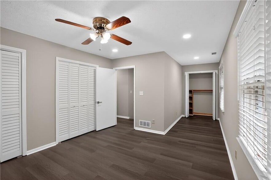 Building Photo - 105 Glen Acres Ct