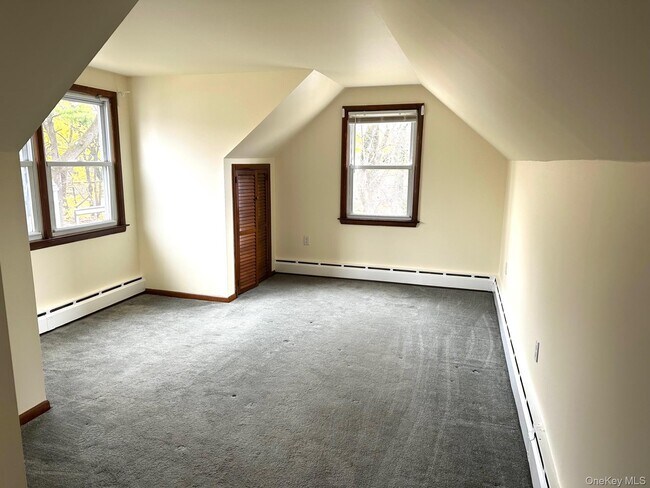 Building Photo - 1 Highview Ave