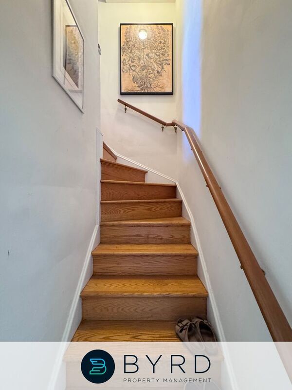Building Photo - 1715 Elmsmere Ave