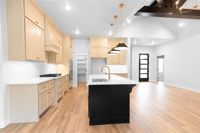 Building Photo - 12309 Samara Dr