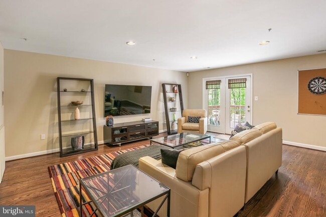Building Photo - 11434 Cedar Ridge Dr