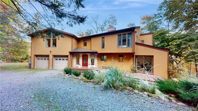 Primary Photo - 96 Old Pascack Rd