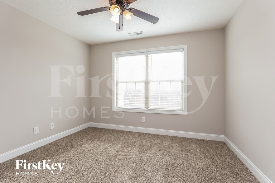 Building Photo - 1129 Stillwood Dr