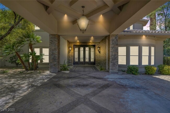 Building Photo - 1545 Villa Rica Dr