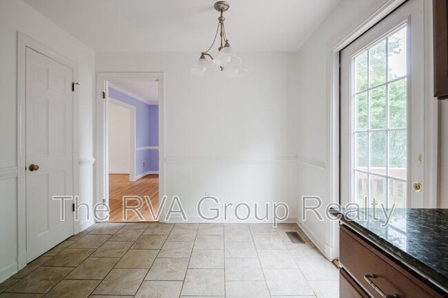 Building Photo - 10075 Aragon Dr