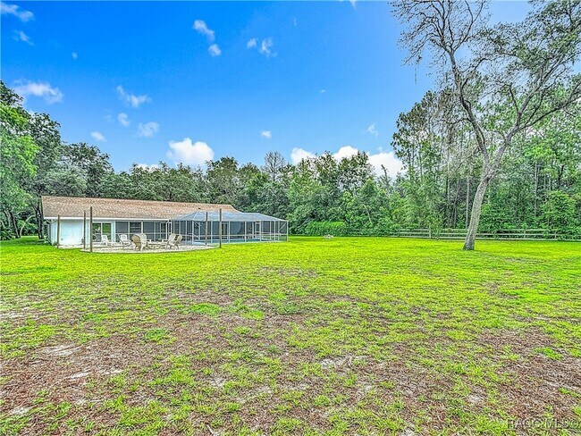 Building Photo - 884 W Massachusetts St