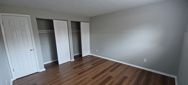 Building Photo - Kettering area! Beautiful 1 bed/1 bath Apartment