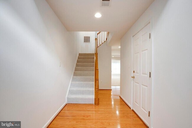 Building Photo - 5214 Prairie Willow Ln
