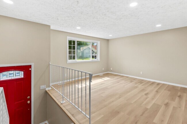 Building Photo - 5732 S 137th St