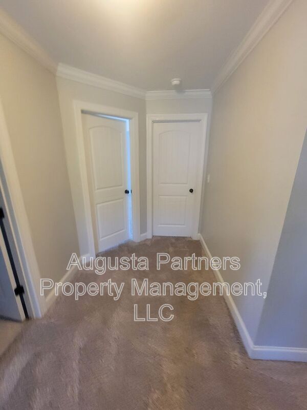Building Photo - 135 Langfuhr Way