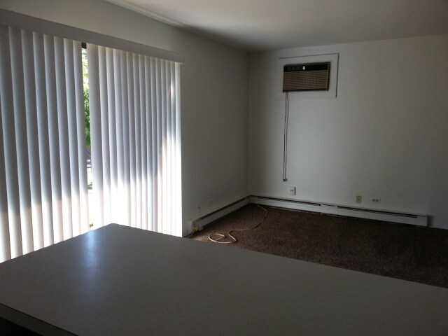 Building Photo - 45 Nassau Colony