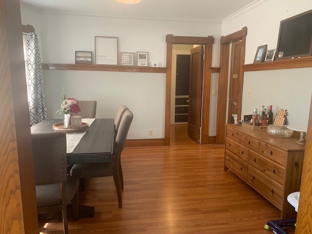 Dining Area - 9 Bewley Pkwy